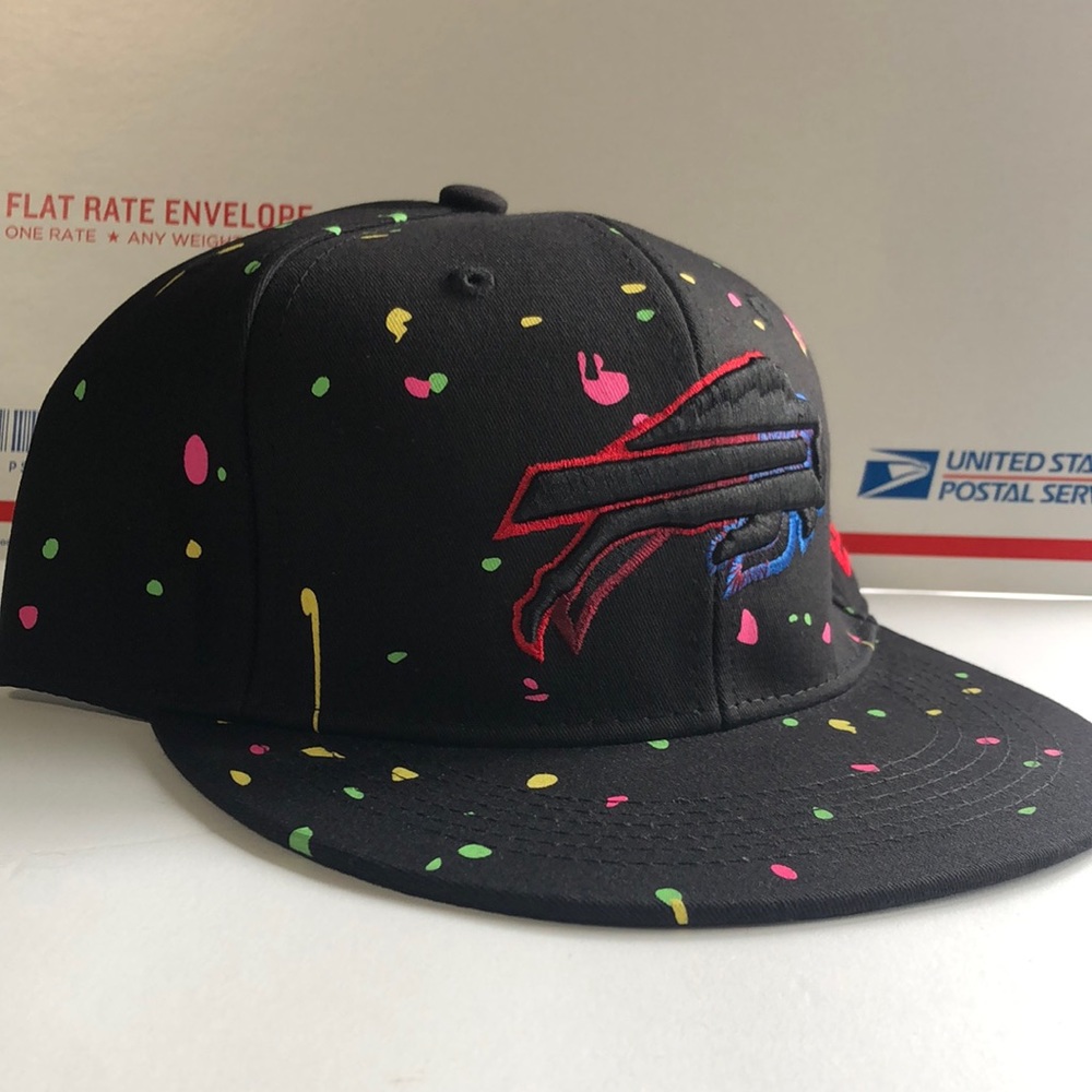 NWT RARE Buffalo Bills Paint Splash Confetti 🎉 Flat Brim Adult SnapBack Hat